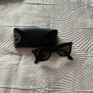 Ray-Ban Polarized RB2140 902/58 50 22